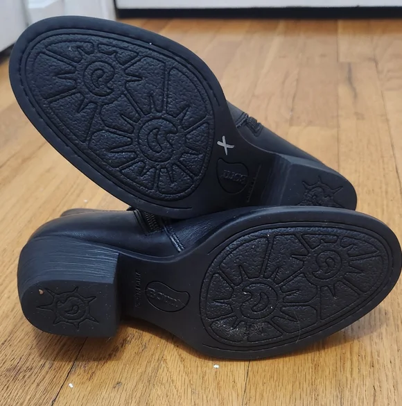 Børn Women’s Black Leather Ankle Boots Size 7.5 – Side Zip, Block Heel, Comfort - Picture 6 of 6